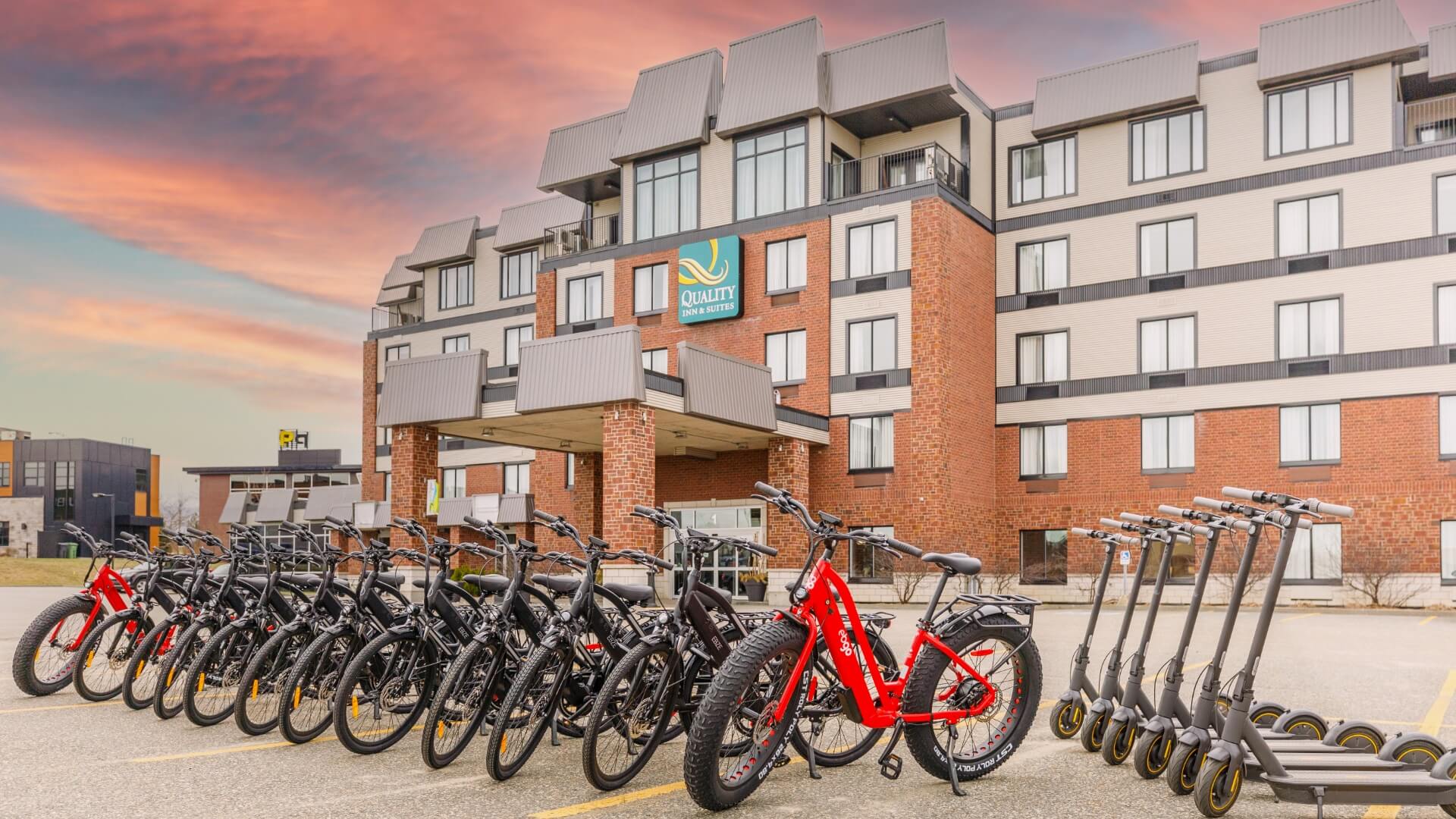 Quality Inn & Suites Victoriaville, pour un automne vivant au Centredu