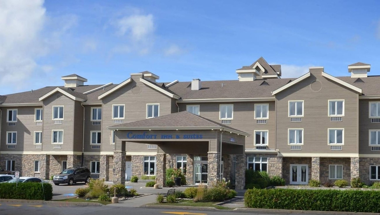 Comfort Inn & Suites SaintJérôme, une valeur sûre — Quoi faire au Québec